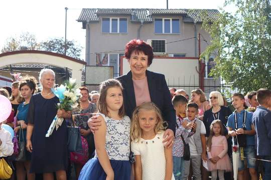 Градоначалникът Вяра Церовска даде старта на новата учебна година в ОУ „Св. Климент Охридски“