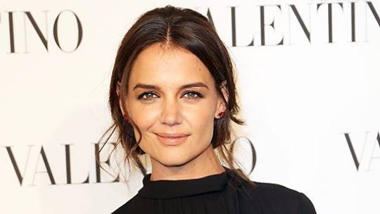 Кейти Холмс ни дава уроци по есенен стил