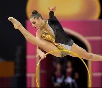 DEJA VU: Боряна Калейн ощетена на обръч на второ световно