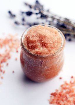 Розова Сол от Хималаите: 10-те Предимства на Розовата Сол