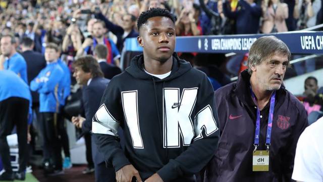 Ансу Фати все още няма разрешение от ФИФА да играе за Испания