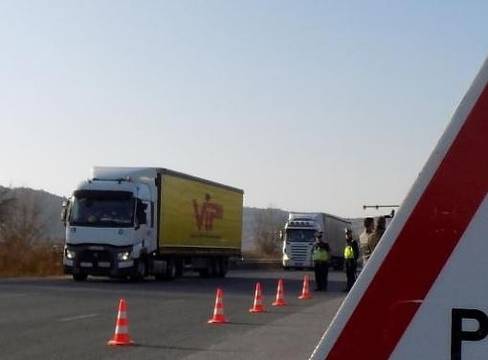 От днес стартира операция за контрол на товарните автомобили и автобуси