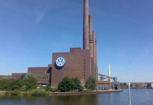 Германската преса: България отмъква завода на Volkswagen със смел ход |