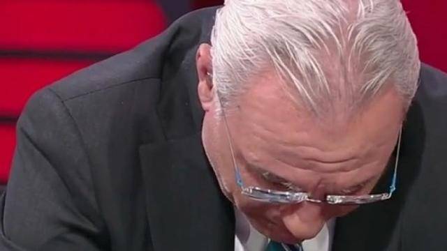 Стоичков плаче след расисткия скандал (видео)