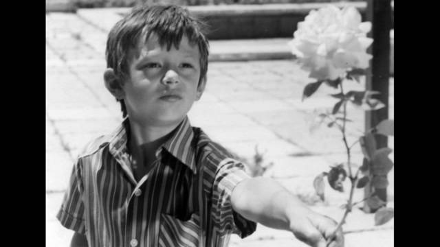 С деца на море