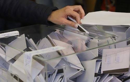 По предварителни данни: В 11 областни града има избран кмет на първи тур