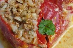 Тайната на перфектните пълнени чушки с кайма и ориз се крие в една съставка и тя е…