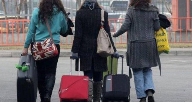 Гневна гражданка: Емигранти, стига сте ревали! Заповядайте, държавата чака такива като вас да си оправи