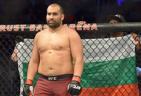 Достойно представяне на Багата, но съдиите присъдиха победата на Люис