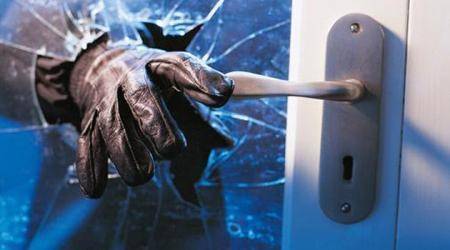 Aпаши нахлуха в жилище в Гоце Делчев, задигнаха злато и пари