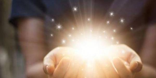 Чудодейни думи: Тази молитва привлича прекрасни неща в живота ни