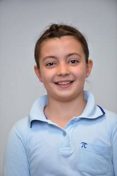 Мартина е само на 9 години, а вече има над 38 медала и световна диамантена купа по математика