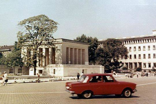 Вече никой не тъгува по комунизма