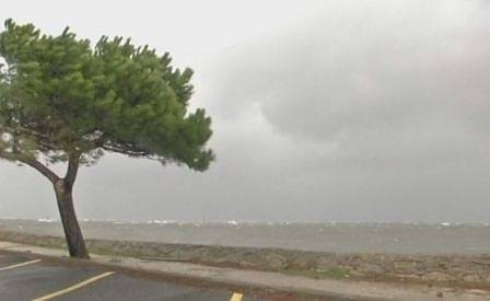 Стотици разрушени домове във Франция, Испания и Италия след бурята „Амели”