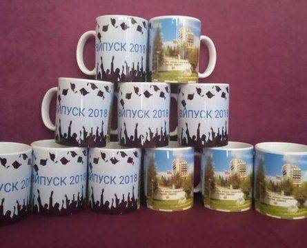 Printgifts календари, бебешки бодита, чаши и тениски със снимка и надпис по ваш избор. Супер цени. Бърза доставка.