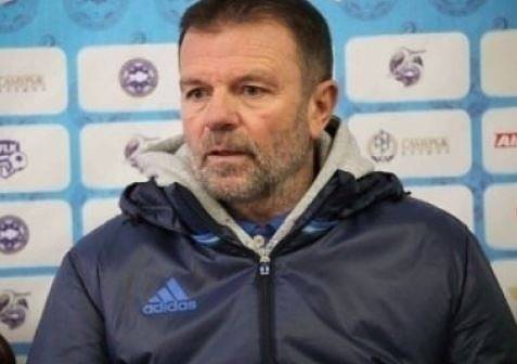 Стойчо Младенов номиниран за треньор №1 в Казахстан