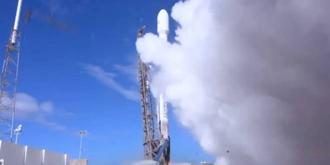 УСПЕХ: СпейсЕкс изстреля за четвърти път една и съща първа степен на ракета Фолкън 9!