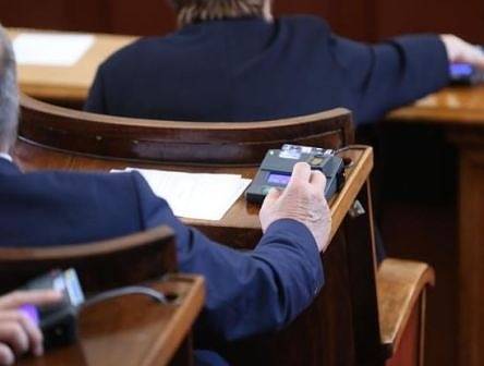 Парламентът прие на първо четене държавния бюджет за 2020 г.