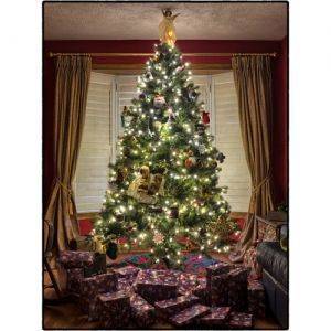 Колко метра коледни лампички са необходими за коледната елха