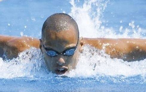 Антъни Иванов продължава с победите на американска земя