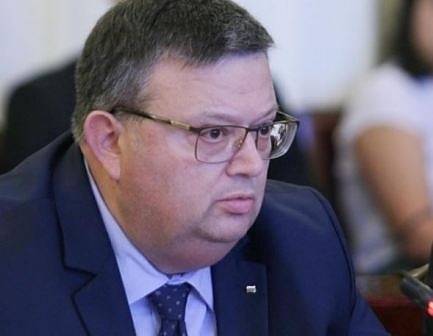 Цацаров предлага нов модел за КПКОНПИ с по-бързо подаване и реагиране на сигнали