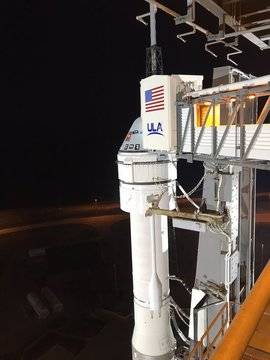 Корабът Старлайнър бе изведен на стартовата площадка за главната репетиция преди изстрелването