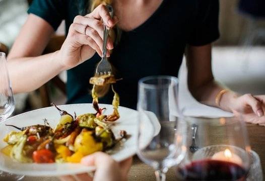 Вместо манджа: Мръвки от микроби от вулканични изригвания, стек от принтер и… |