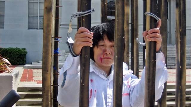 Оцелели от лагери в Китай: сред задържаните има хански китайци и Фалун Гонг