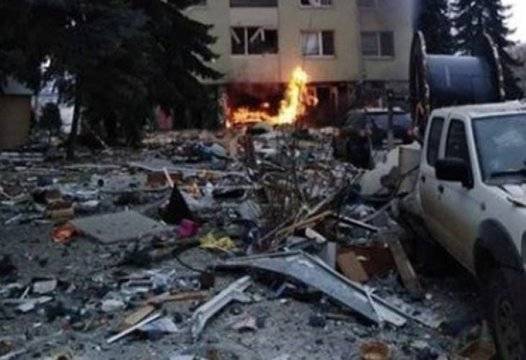 Адът слезе в Словакия: Експлозия в 13-етажен блок, окървавени тела и извънредно положение в цял град ВИДЕО |