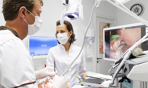 Интраорален скенер за зъбни отпечатъци