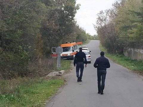 Зловеща находка в канал в Дупница |