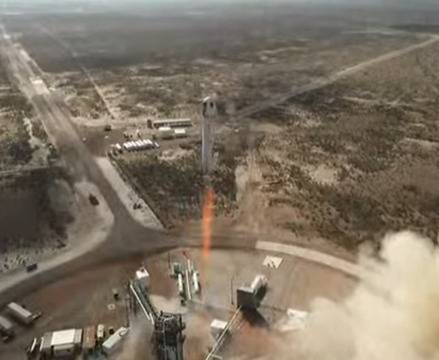 УСПЕХ: Ню Шепърд изведе в космоса експерименти, ракетата и корабът се върнаха безпроблемно!