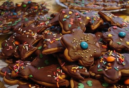 Медени коледни бисквити