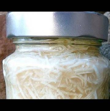 Той имаше сериозни проблеми със синусите и главоболието, но ги излекува само с това