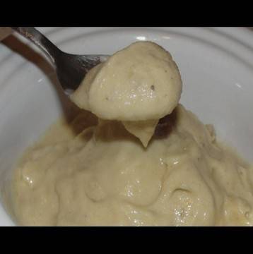 Толкова вкусно лечение на гърло не бях опитвала! Продължих да си го ям и като оздравях, а това се случи много скоро!