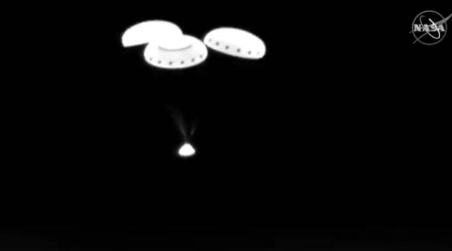 УСПЕХ: Космическият кораб Старлайнър се завърна на Земята след безупречно кацане!