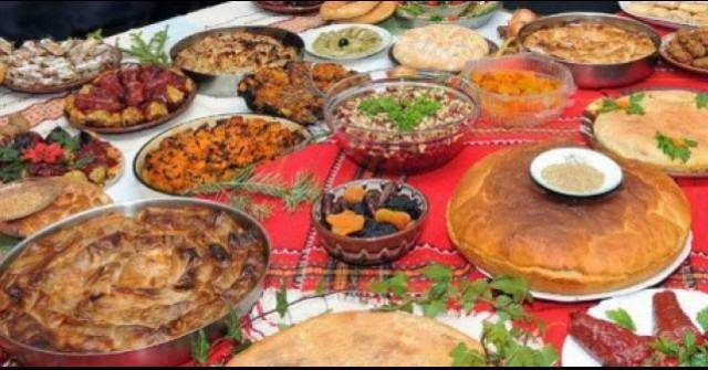 Примерни постни ястия за Бъдни вечер и какво трябва да имате на масата задължително, ако искате пари, здраве и късмет