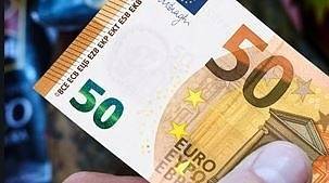 Горанов: От 1 януари 2023 г. българите ще пазаруват с евро