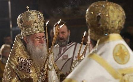 Патриарх Неофит призова да пазим рождественските обичаи и добрите нрави