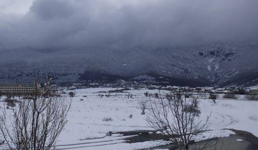 И днес облачно с валежи от дъжд и сняг. Максималните температури ще са между 4° и 9°