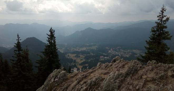 ДА СЕ ДОКОСНЕШ ДО ГЛЕДКАТА ОТ ОРФЕЕВИ СКАЛИ РАЗЛИЧНИТЕ НОВИНИ DIFFERENT NEWS