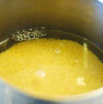 Домашно средство срещу песъчинки, цистит и за пречистване на бъбреците и уретрата