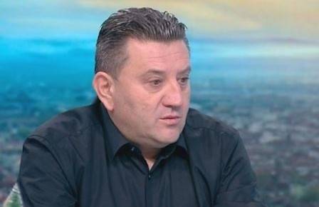 Методи Бачев за боя в Симитли: Кметът хвърли бутилка срещу нас, това е опит за убийство