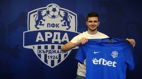 ЦСКА продаде защитник на Арда – SportVox