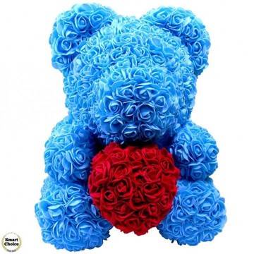 Ръчно изработено мече от рози в синьо с тъмночервено сърце 37 см