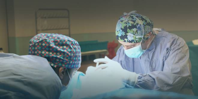 Ринопластика в Турция от пластичен хирург д-р Мухамет Дилбер