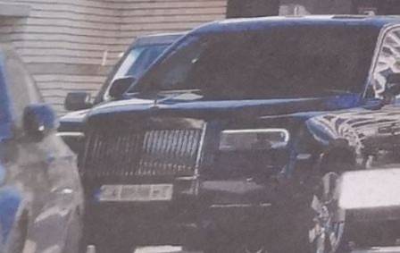 Румен Вълка смая София с диамантен Ролс-ройс (СНИМКИ)