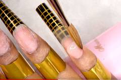 Акрилна система за нокти