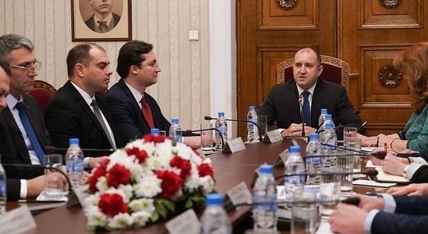 Без управляващите на консултациите при президента за промяна на Изборния кодекс