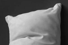 Искате да спите върху тази възглавница? По-добре надейте!